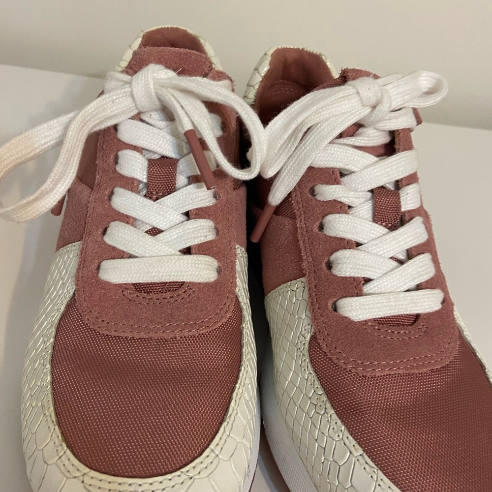 Michael Kors Allie trainer shoes - Picture 9 of 11